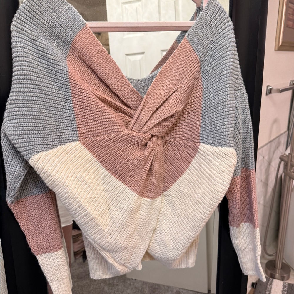 Elegant Off-the-Shoulder Colorblock Sweater
